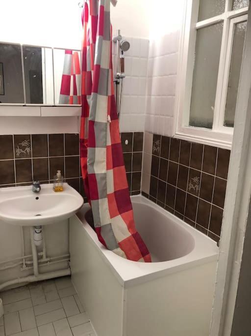 Beau Appartement,Proche De Metro Paříž Exteriér fotografie